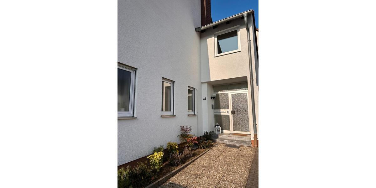 Wohnen auf Zeit Weinheim - 2 Zimmer, 70 m&sup2;, 2.490&euro; | Angebot:24787728