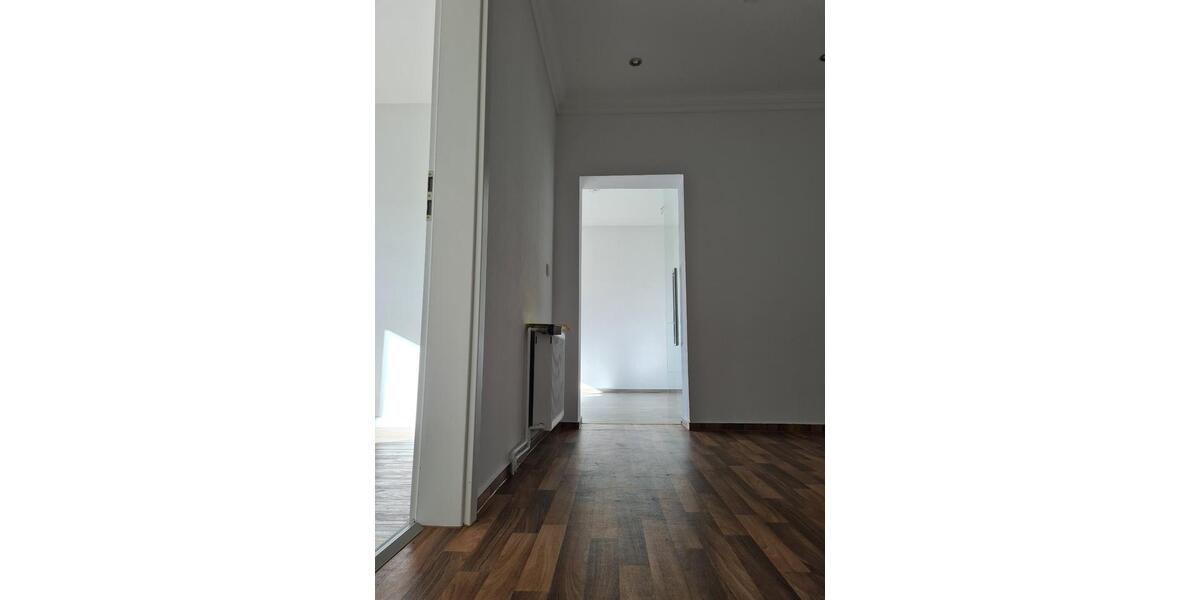Etagenwohnung Oschatz - 3 Zimmer, 67 m&sup2;, 380&euro; | Angebot:24661301