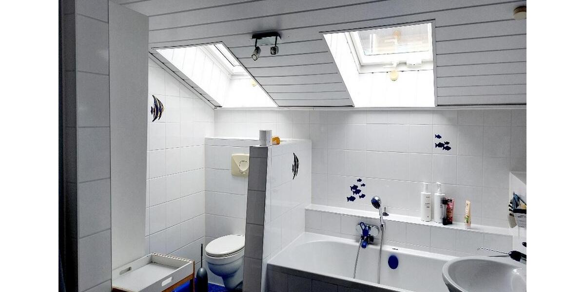 Einfamilienhaus Eislingen (Fils) - 5.5 Zimmer, 166 m&sup2;, 2.300&euro; | Angebot:25496214