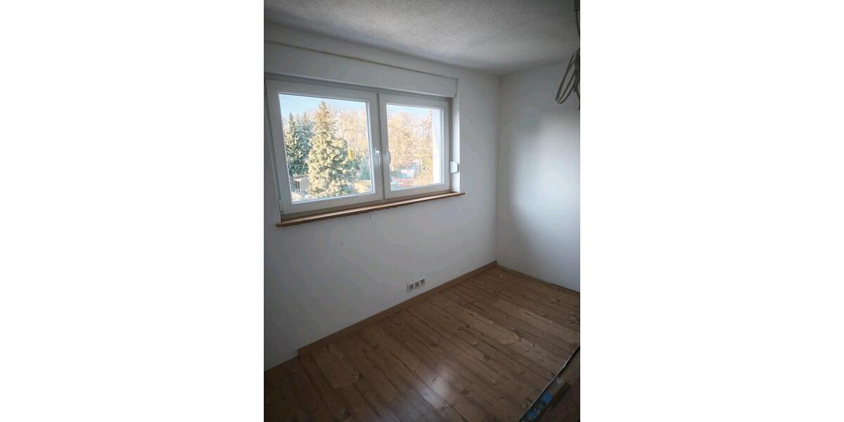 Etagenwohnung Roßleben-Wiehe Wiehe - 3 Zimmer, 85 m&sup2;, 880&euro; | Angebot:26286388