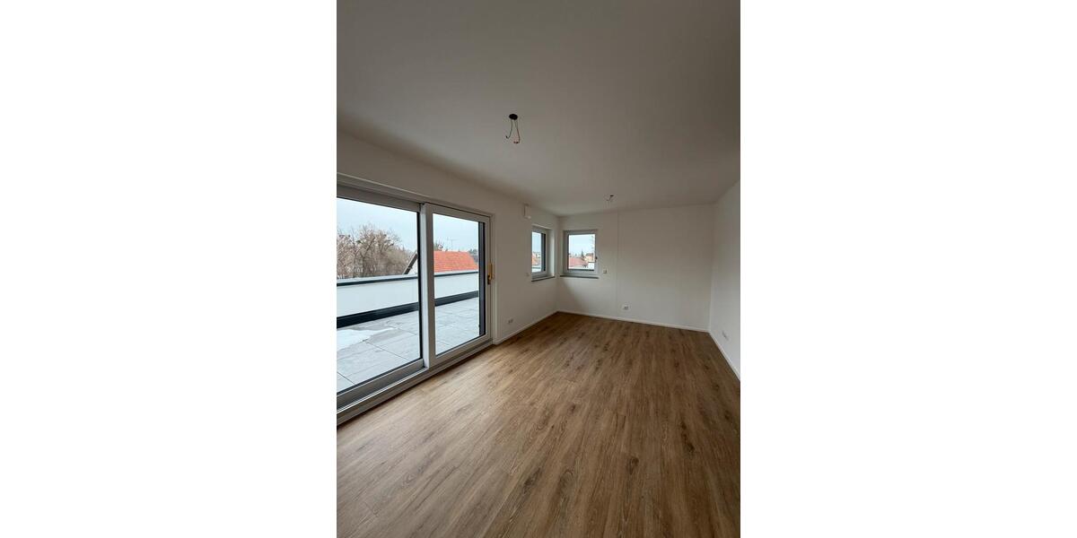 Einfamilienhaus Tittmoning - 2 Zimmer, 70 m&sup2;, 1.000&euro; | Angebot:24829078