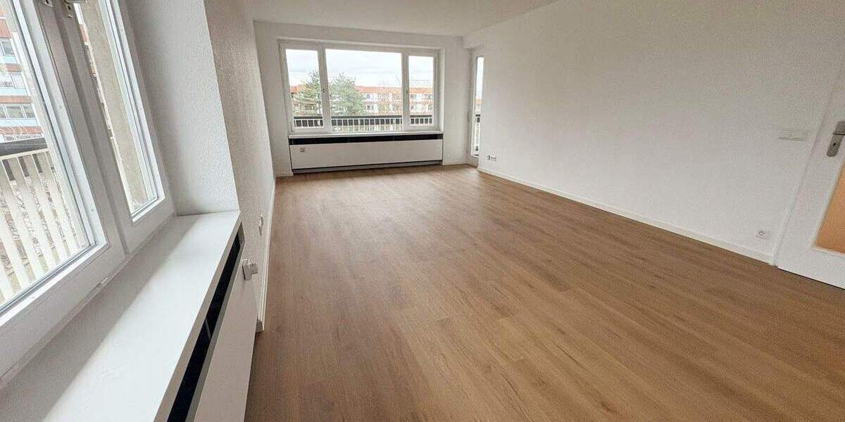 Etagenwohnung Köln Bayenthal - 3 Zimmer, 100 m&sup2;, 1.700&euro; | Angebot:24347977