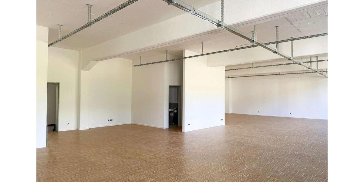 ERSTBEZUG - Hochwertige Büro-& Praxisfläche in Sundern zimmer