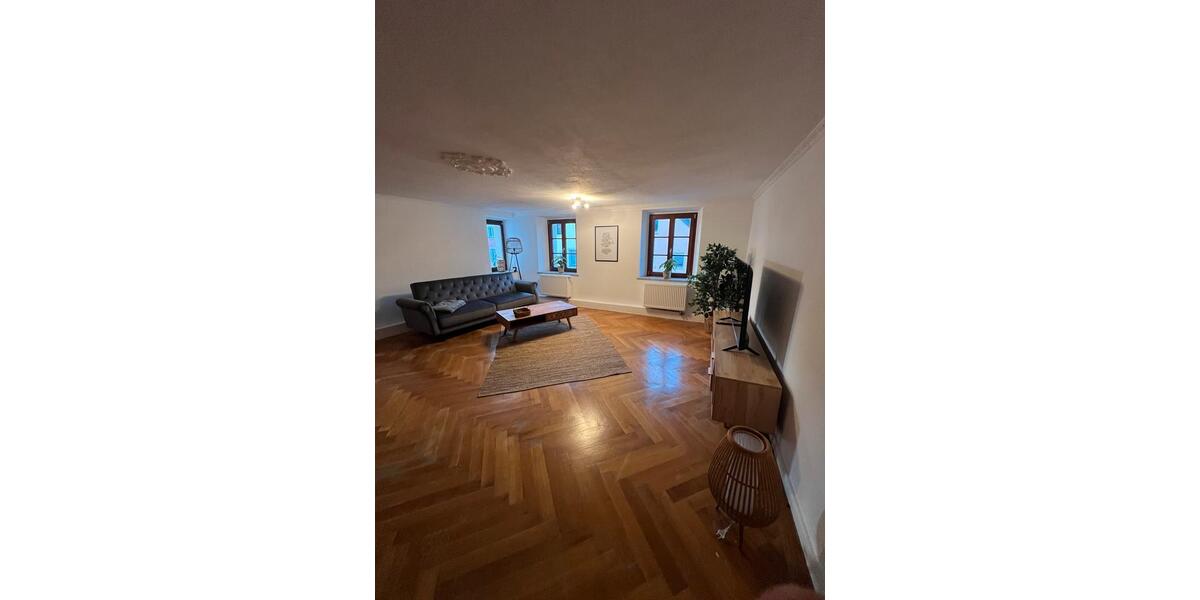 Etagenwohnung Schwandorf - 3 Zimmer, 96 m&sup2;, 1.050&euro; | Angebot:25305103