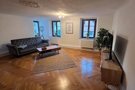 Wohnung Schwandorf - 3 Zimmer, 96 m&sup2;, 1.050&euro; | Angebot:25305103