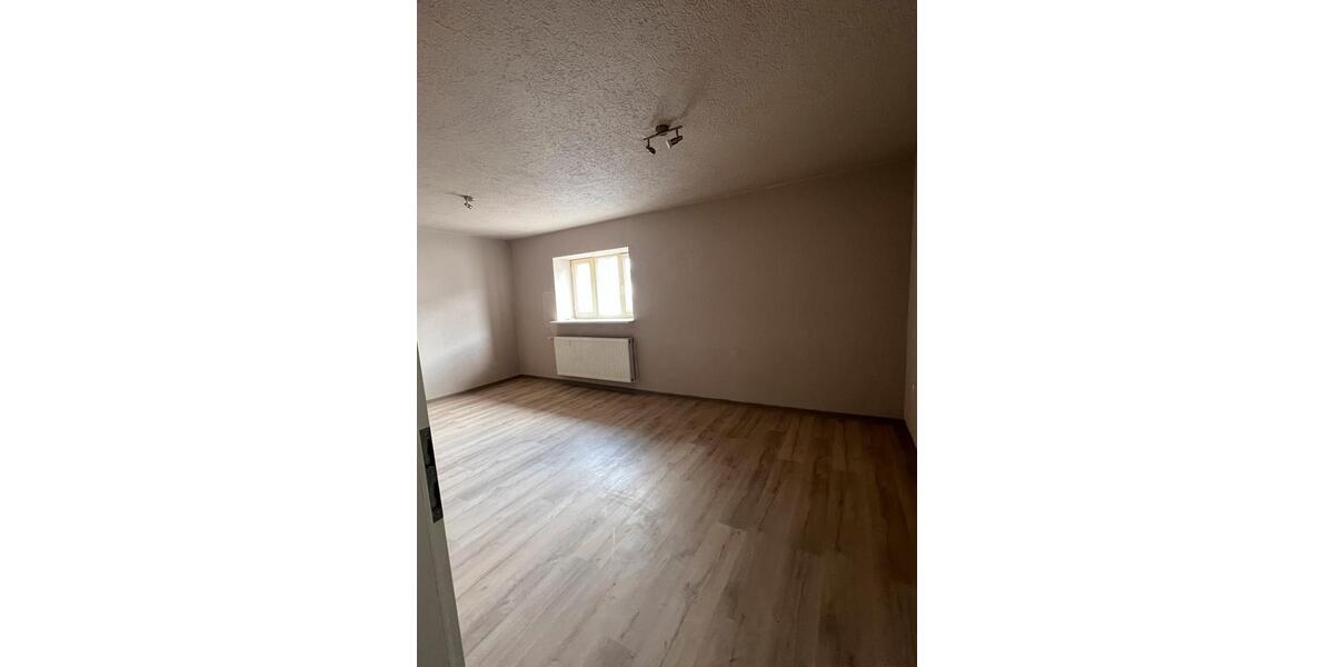 Etagenwohnung Grenzach-Wyhlen Wyhlen - 2 Zimmer, 65 m&sup2;, 1.000&euro; | Angebot:24400781