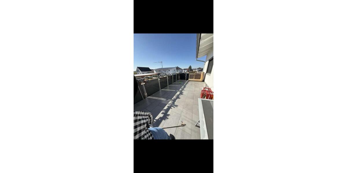 Etagenwohnung Ichenhausen - 3 Zimmer, 95 m&sup2;, 1.200&euro; | Angebot:26413615