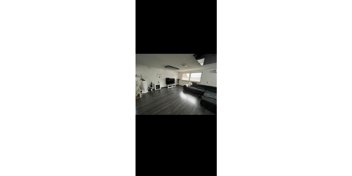 Erdgeschoßwohnung Lichtenwald - 3 Zimmer, 120 m&sup2;, 1.350&euro; | Angebot:25291303