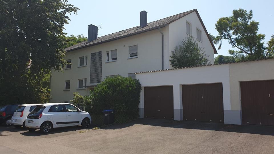 Ruhige, schöne 2 Zimmer Dachgeschosswohnung 2 zimmer