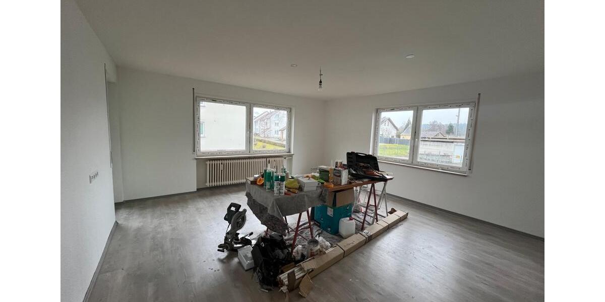 Hochparterre Schwörstadt - 4 Zimmer, 105 m&sup2;, 1.100&euro; | Angebot:25131299