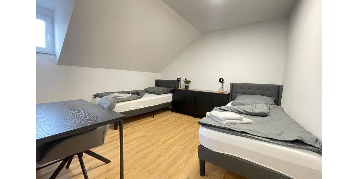 Wohnen auf Zeit Lohmar - 8 Zimmer, 120 m&sup2;, 35&euro; | Angebot:26632712