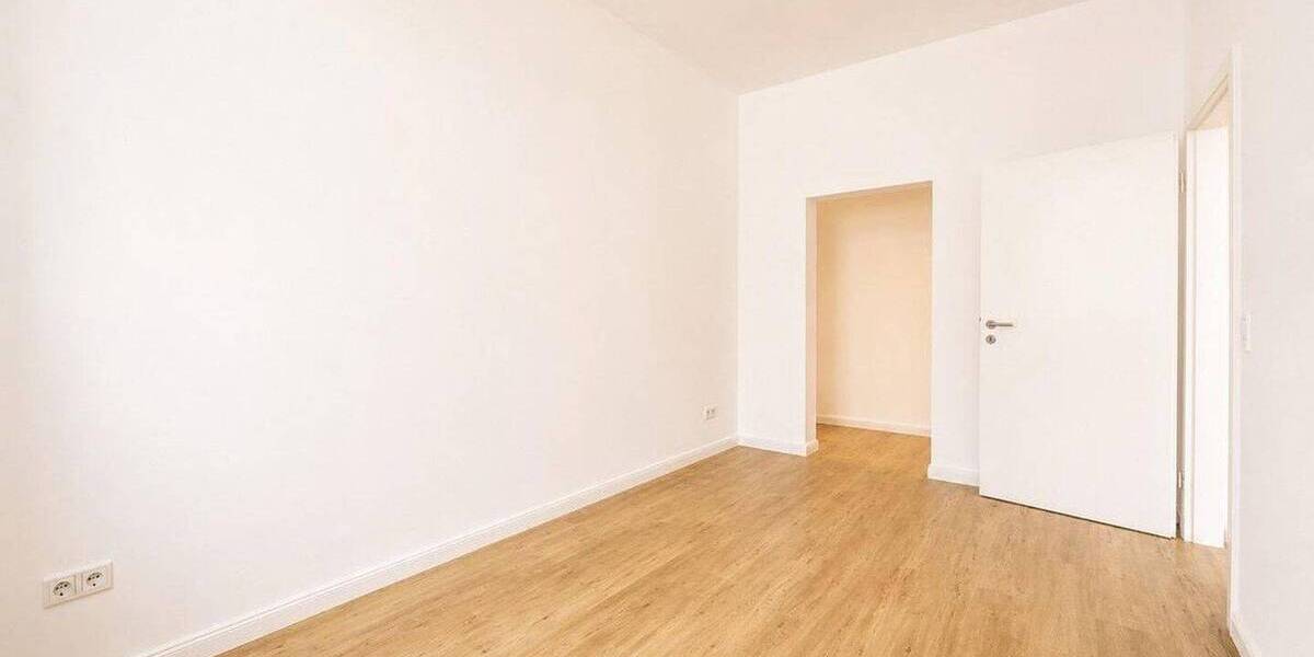Etagenwohnung Krefeld Stadtmitte - 2 Zimmer, 65 m&sup2;, 750&euro; | Angebot:26729969