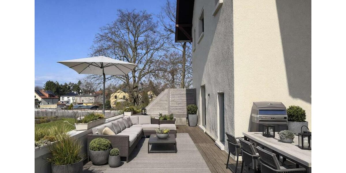 Etagenwohnung Naunhof - 4 Zimmer, 142 m&sup2;, 1.300&euro; | Angebot:26008175