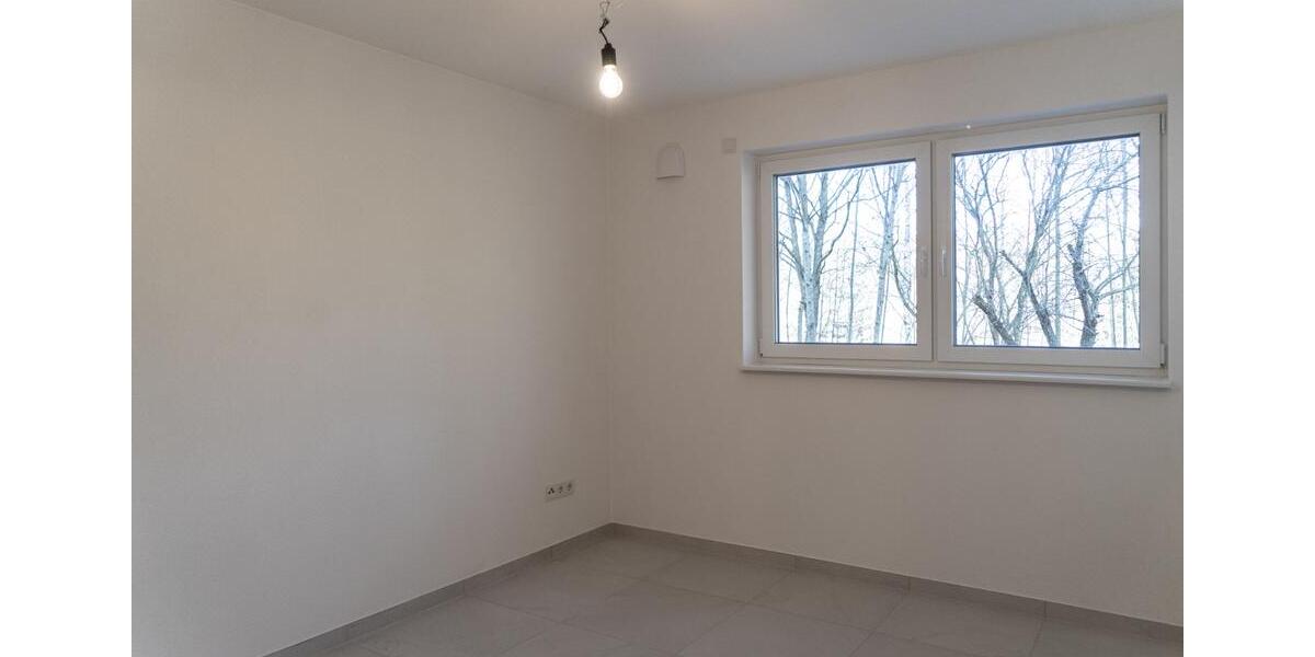 Erdgeschoßwohnung Bad Hersfeld - 3 Zimmer, 1.195 m&sup2;, 1.195&euro; | Angebot:25349971
