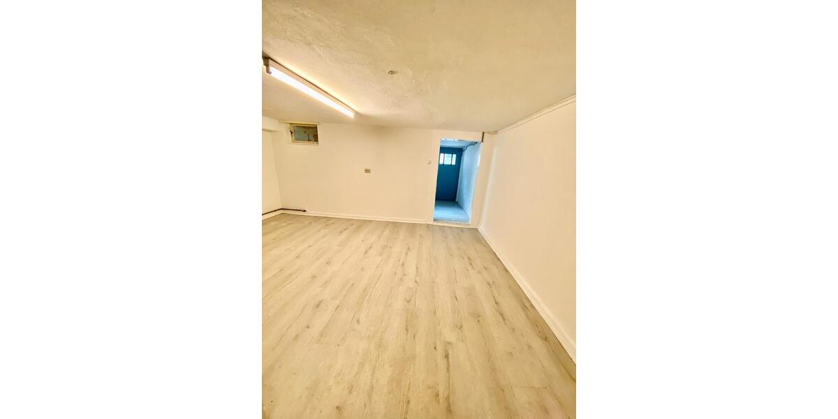 Reihenmittelhaus zur Miete mit Garten und Garage in Bothfeld 5 zimmer