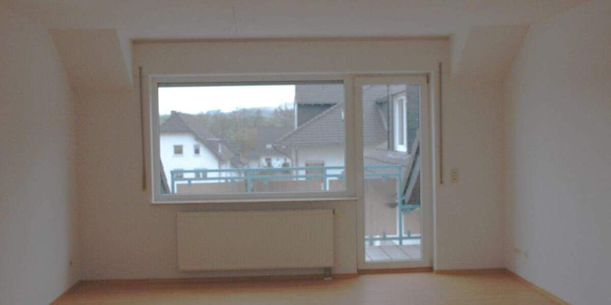 Suche Nachmieter für 3 ZKB Balkon 3 zimmer