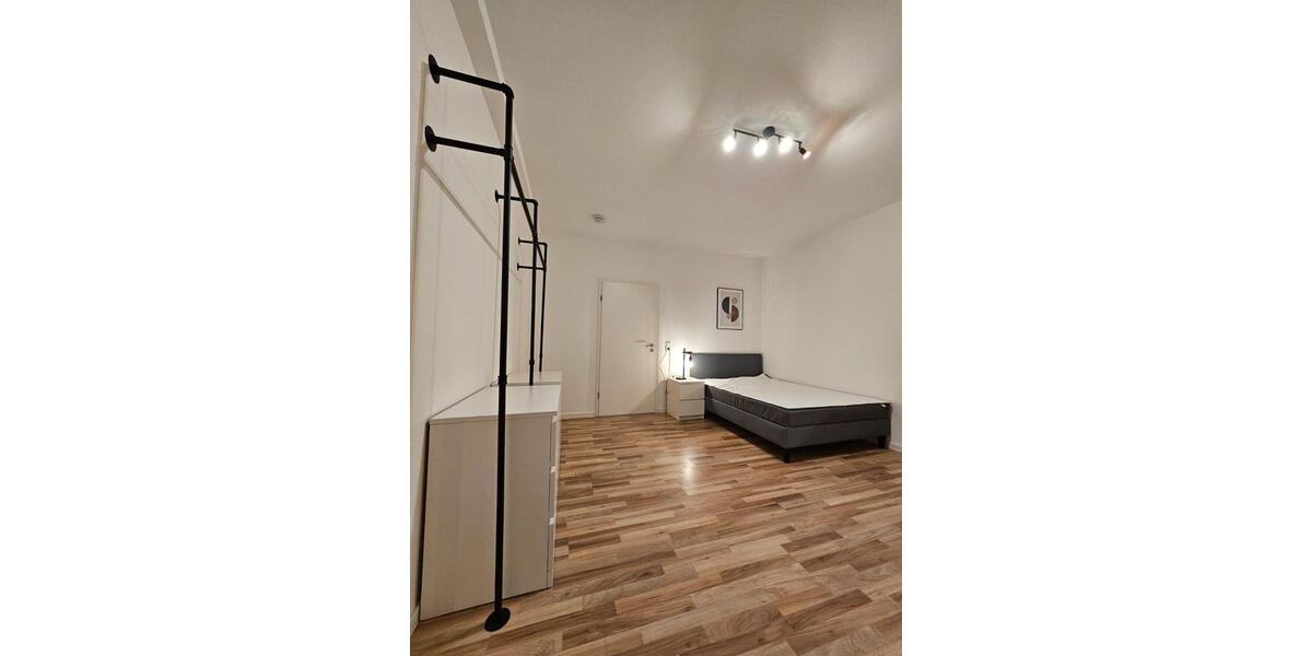 Wohnen auf Zeit Ludwigshafen am Rhein - 20 Zimmer, 100 m&sup2;, 590&euro; | Angebot:26674162