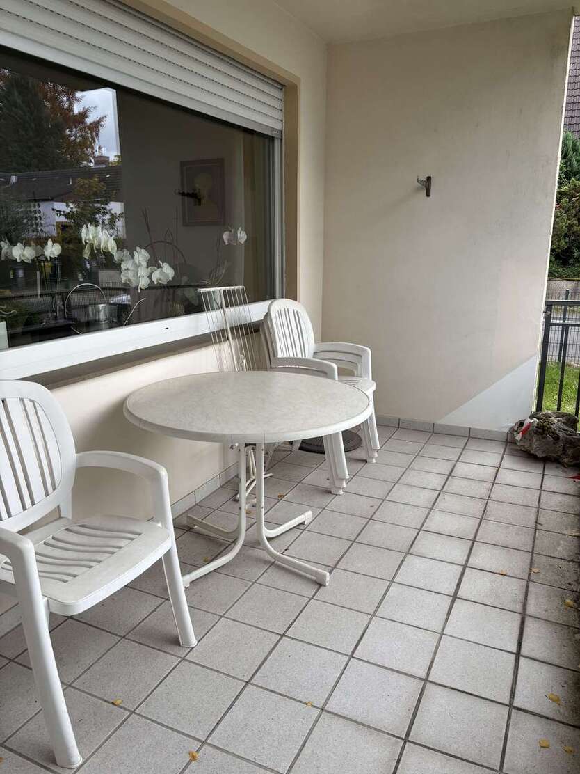 Wohnung zum Mieten in Wiesbaden 1.240 € 108 m² 3.5 zimmer