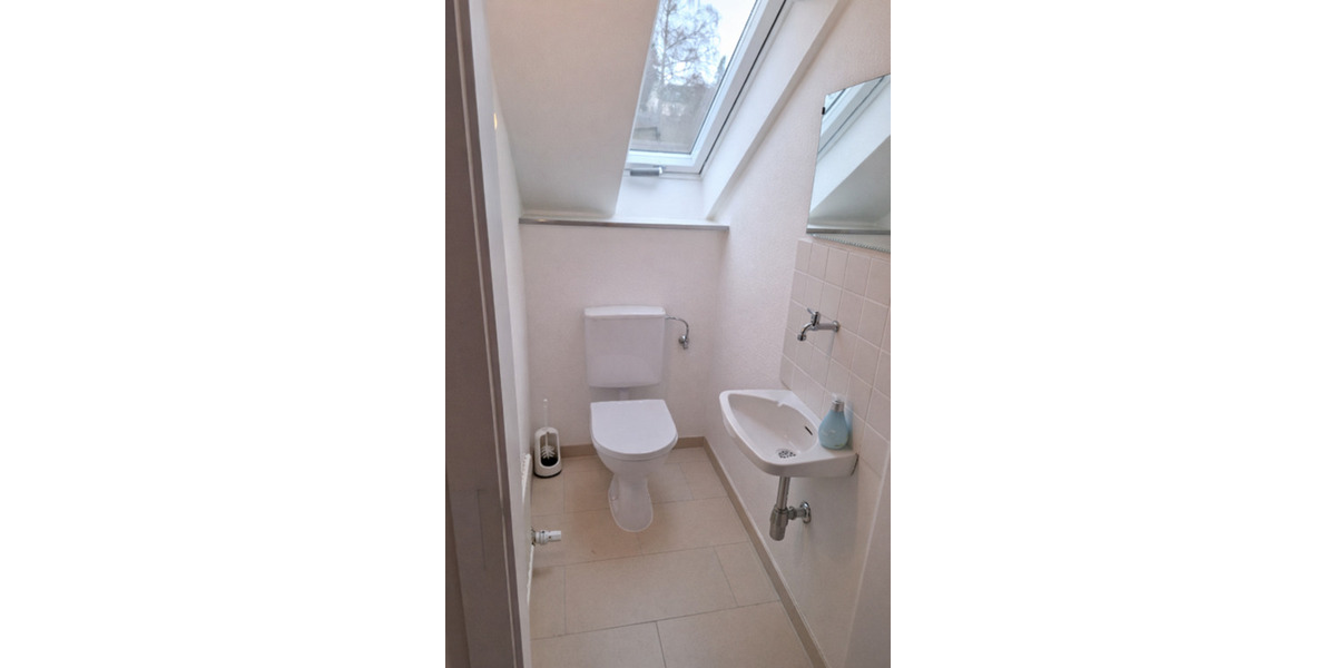 Dachgeschoßwohnung Altensteig - 2 Zimmer, 45 m&sup2;, 500&euro; | Angebot:25935949