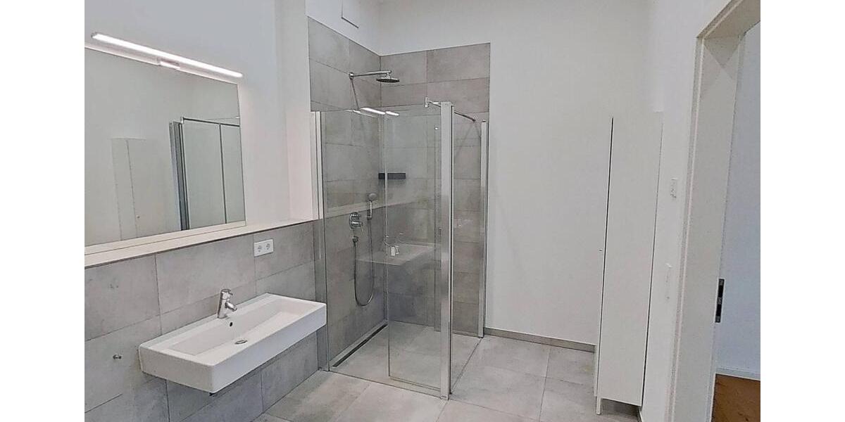 Erdgeschoßwohnung Stuttgart Stuttgart-West - 1 Zimmer, 32 m&sup2;, 742&euro; | Angebot:26088240