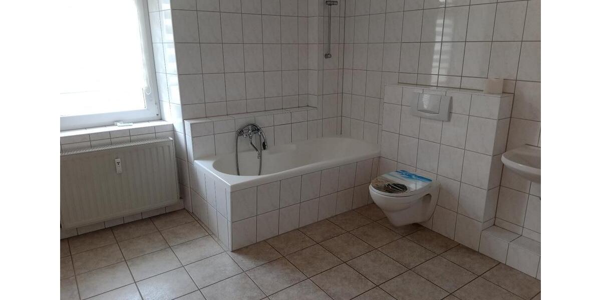 Etagenwohnung Ebersbach - 2 Zimmer, 57 m&sup2;, 377&euro; | Angebot:26125412