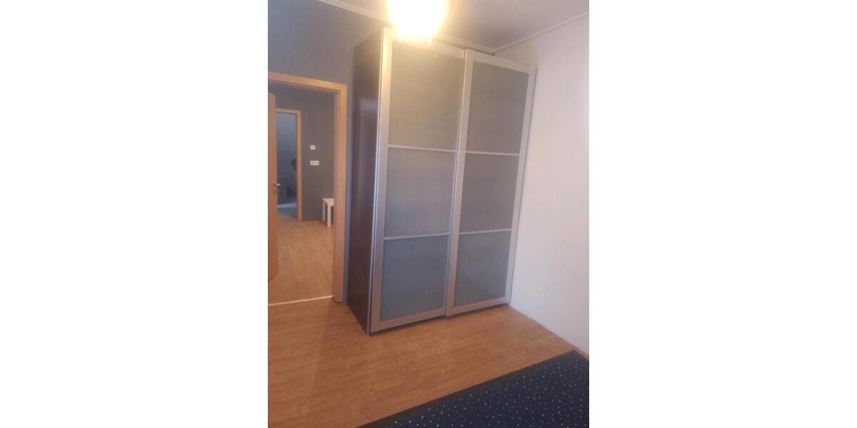 Dachgeschoßwohnung Braunschweig Westliches Ringgebiet - 2.5 Zimmer, 60 m&sup2;, 600&euro; | Angebot:25161230
