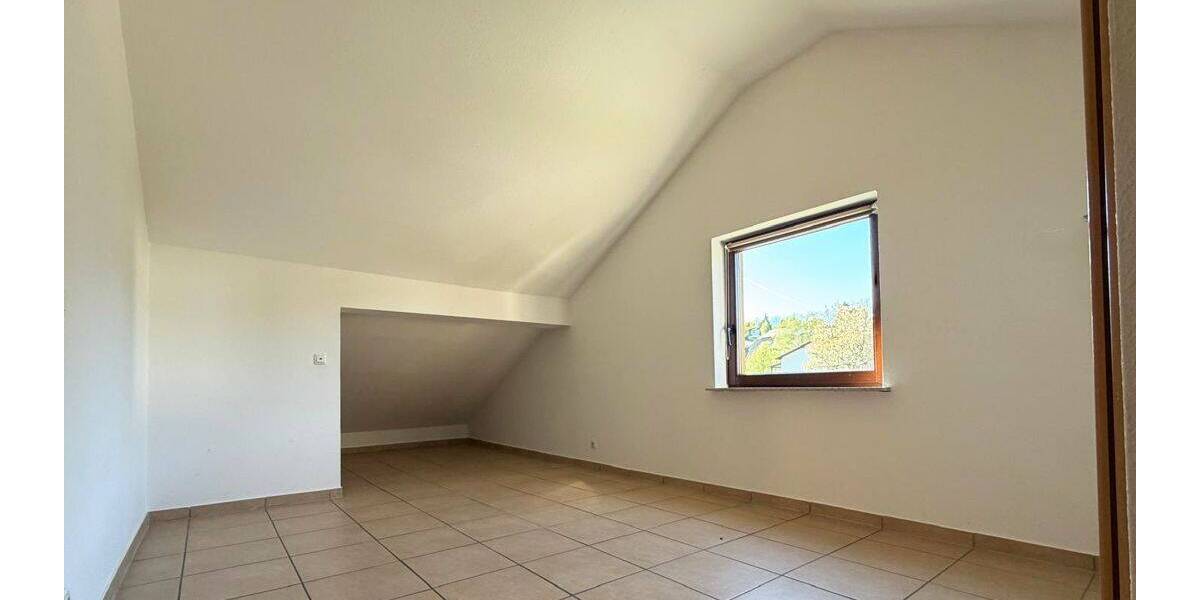 Etagenwohnung Solms Oberbiel - 2 Zimmer, 62 m&sup2;, 420&euro; | Angebot:26803644