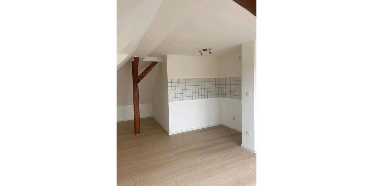 Dachgeschoßwohnung Gerolstein - 2 Zimmer, 1 m&sup2;, 450&euro; | Angebot:25451371