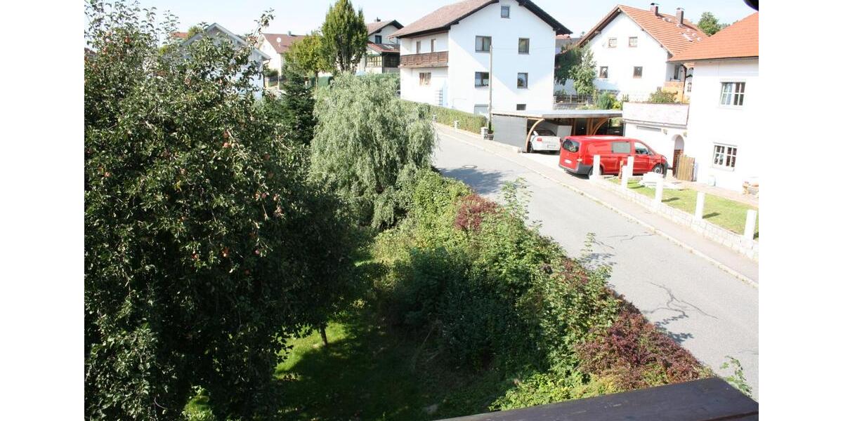 Dachgeschoßwohnung Patersdorf - 5 Zimmer, 140 m&sup2;, 770&euro; | Angebot:24495165