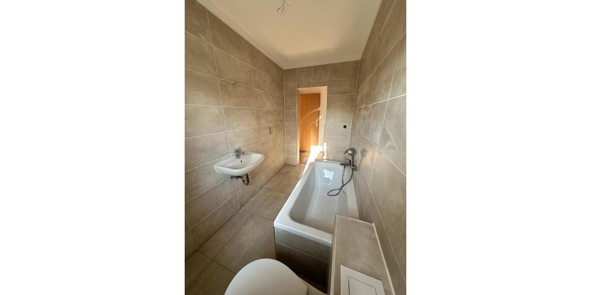 Erdgeschoßwohnung Finsterwalde - 3 Zimmer, 61 m&sup2;, 395&euro; | Angebot:26035786