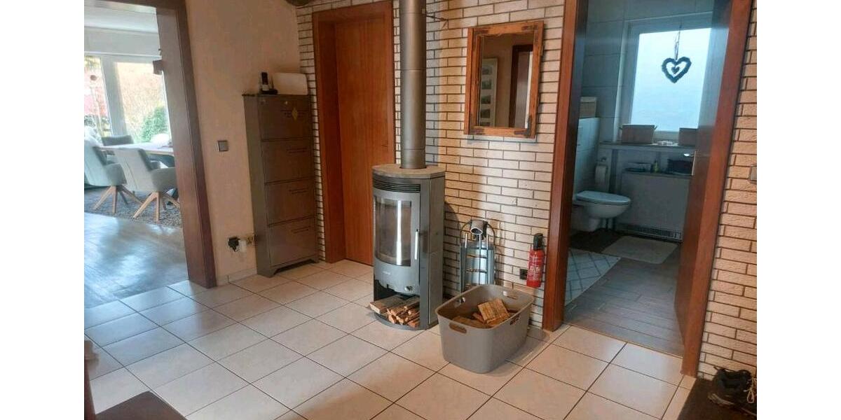 Etagenwohnung Netphen - 3 Zimmer, 110 m&sup2;, 895&euro; | Angebot:26126075