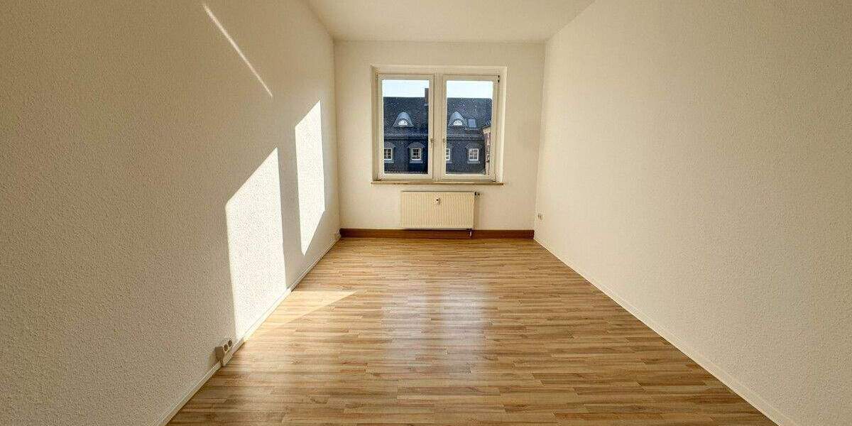 Etagenwohnung Aue-Bad Schlema Bad Schlema - 5 Zimmer, 130 m&sup2;, 800&euro; | Angebot:25801765