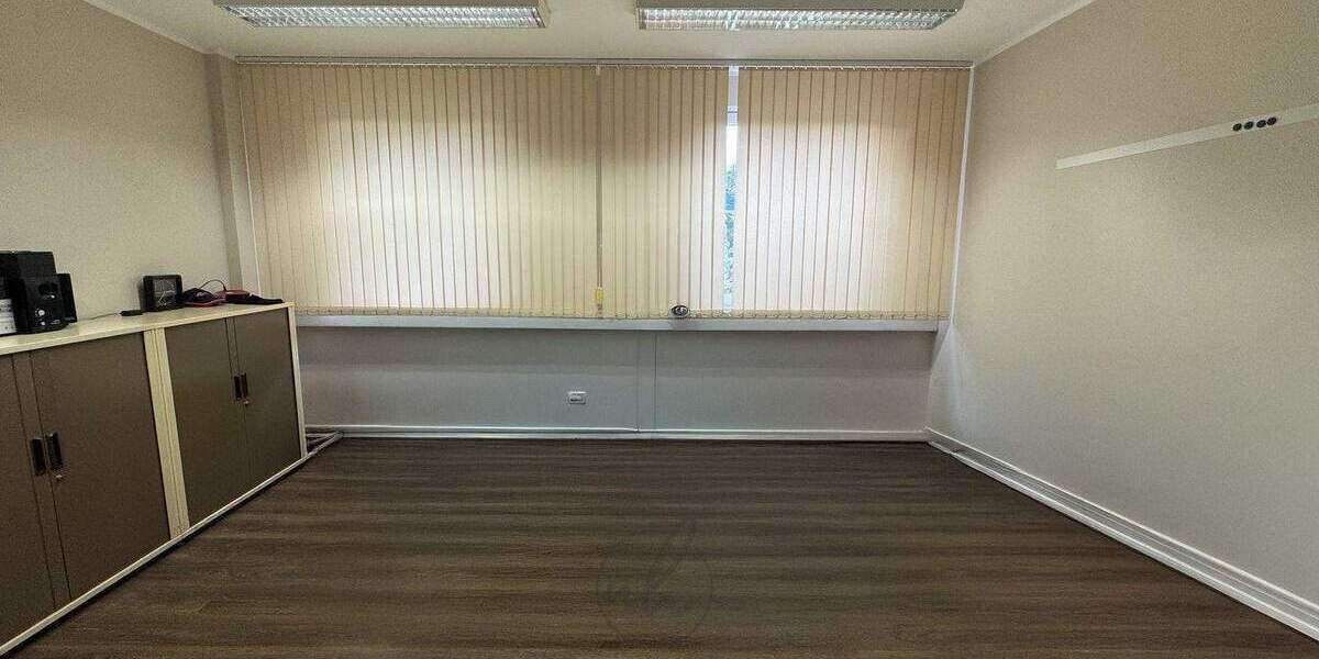 Gewerbeobjekt Barsbüttel - 3 Zimmer, 130 m&sup2;, 1.250&euro; | Angebot:26731342