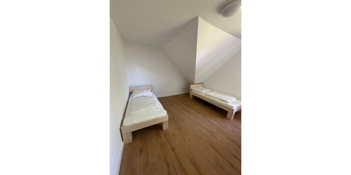 Wohnen auf Zeit Otter - 10 Zimmer, 22 m&sup2;, 22&euro; | Angebot:26214710
