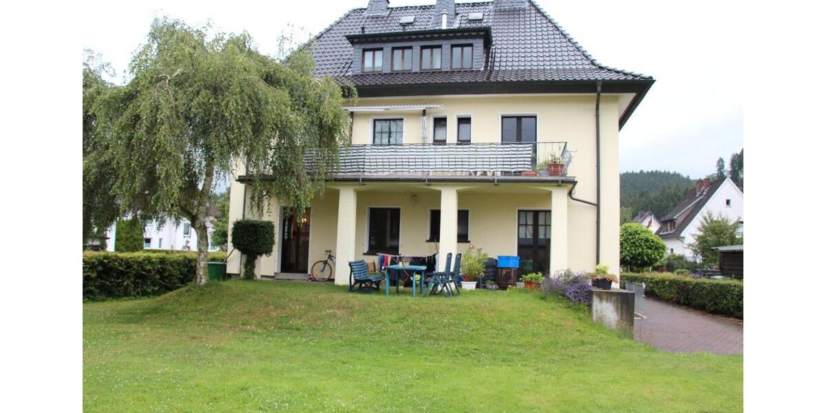 Dachgeschoßwohnung Sundern (Sauerland) - 3 Zimmer, 61 m&sup2;, 420&euro; | Angebot:26612545