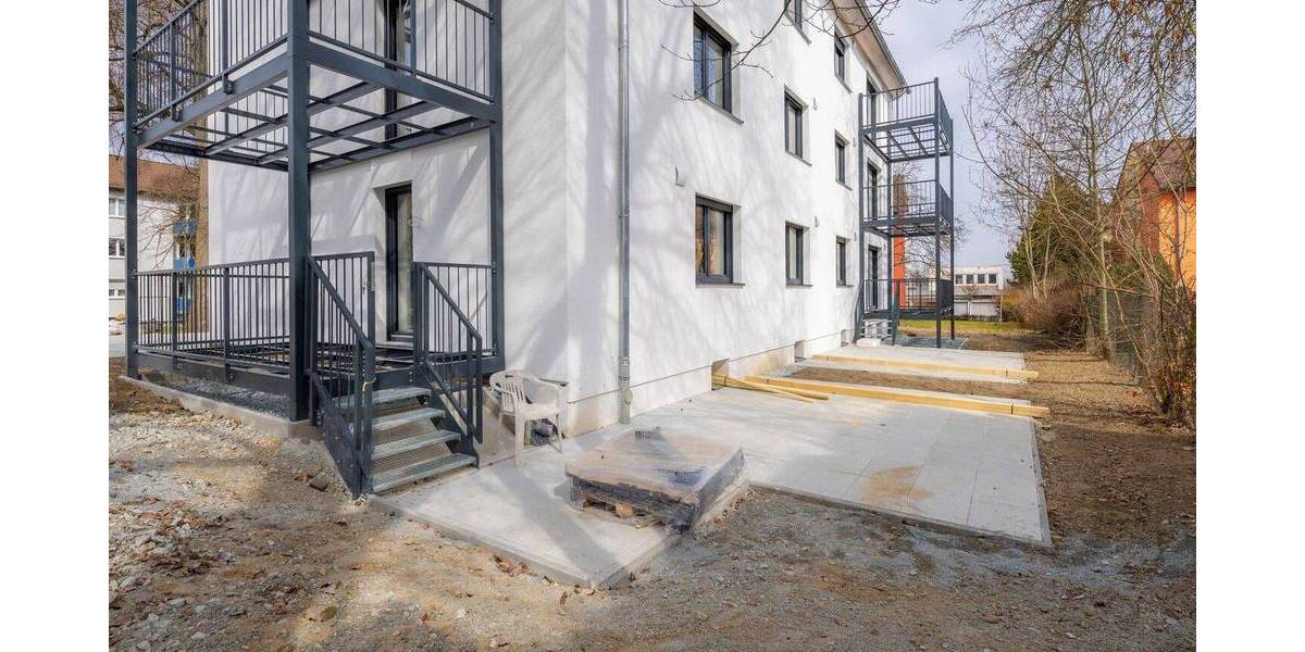Etagenwohnung Hof Innenstadt - 3 Zimmer, 76 m&sup2;, 945&euro; | Angebot:26368856
