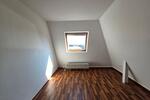 Dachgeschoßwohnung Emden Rysumer Landstraße - 4 Zimmer, 68 m&sup2;, 455&euro; | Angebot:26439762