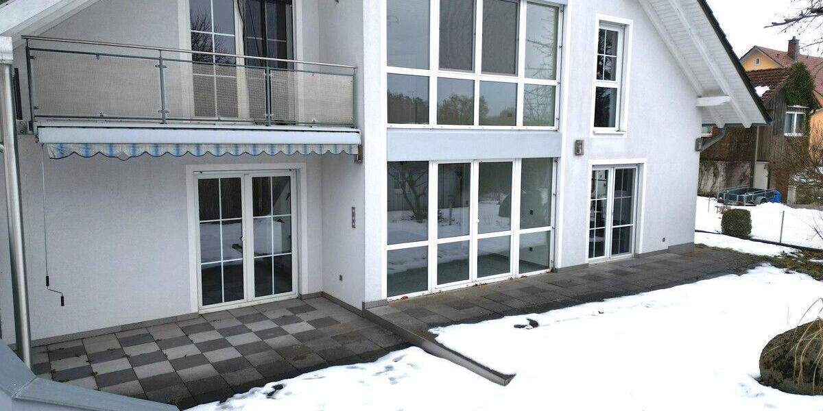 Doppelhaushälfte Lupburg - 4 Zimmer, 170 m&sup2;, 1.440&euro; | Angebot:25744435