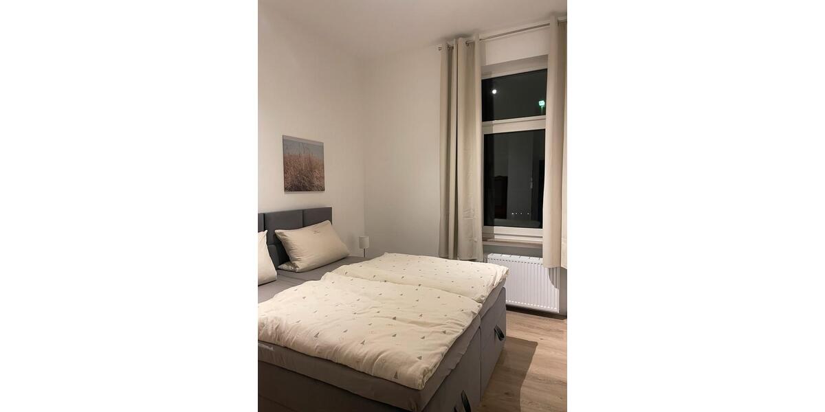 Wohnen auf Zeit Delmenhorst - 3 Zimmer, 90 m&sup2;, 200&euro; | Angebot:24741023