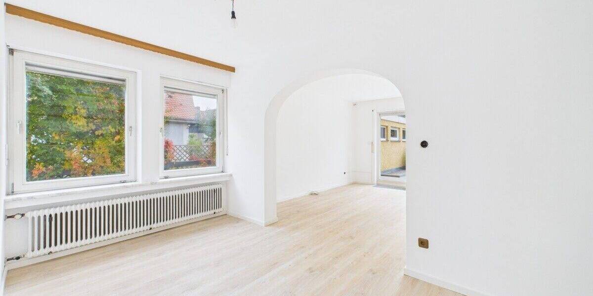 Attraktive Doppelhaushälfte mit großem Balkon, Garten und Terrasse in ruhiger Lage von Germering 4 zimmer