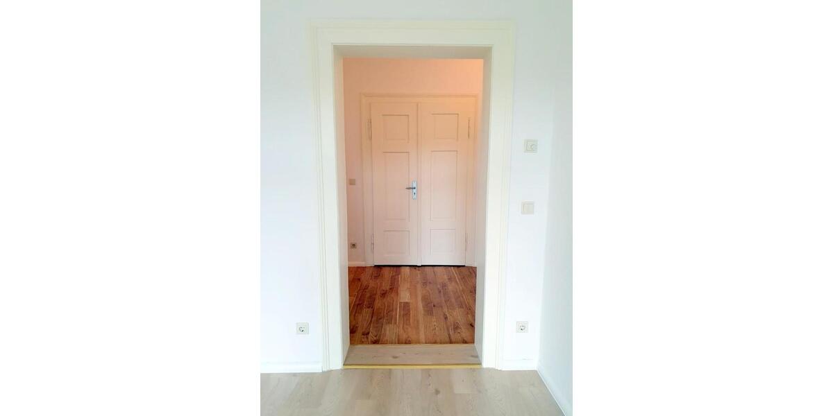 Etagenwohnung Flöha - 5 Zimmer, 143 m&sup2;, 840&euro; | Angebot:25810324