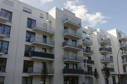 Wohnung zum Mieten in Berlin 1.754 € 119 m²