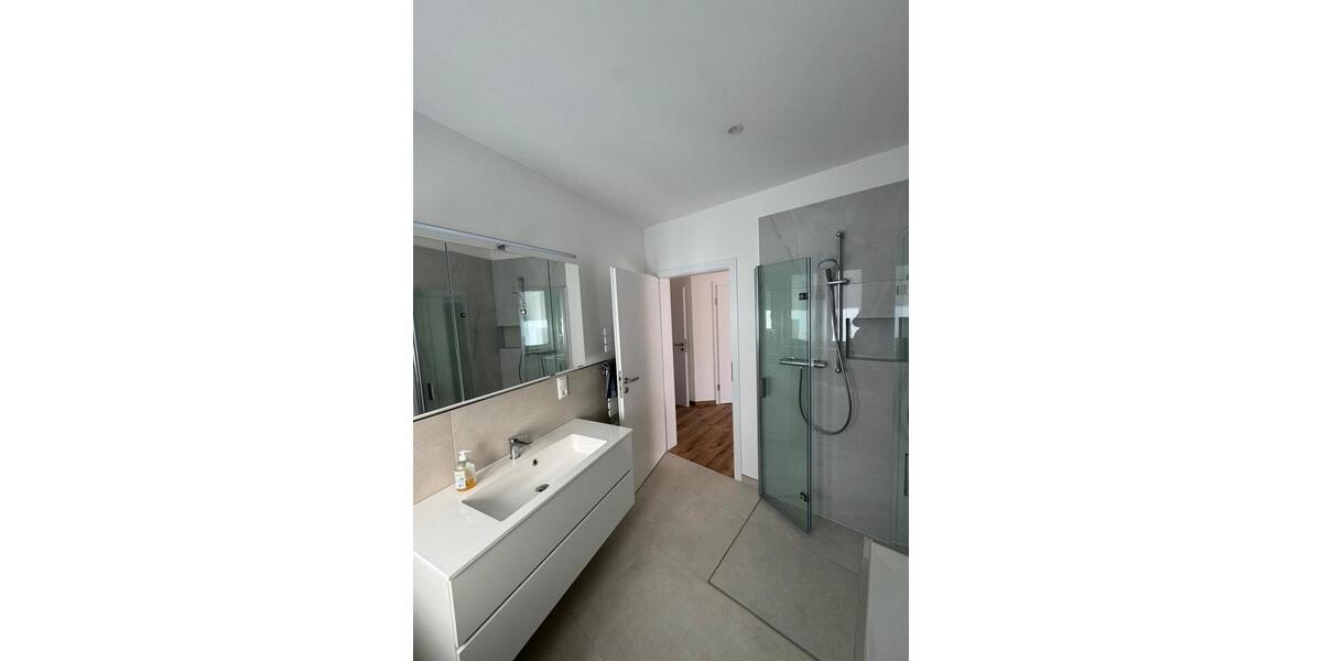 Erdgeschoßwohnung Olpe - 2 Zimmer, 65 m&sup2;, 750&euro; | Angebot:24839124