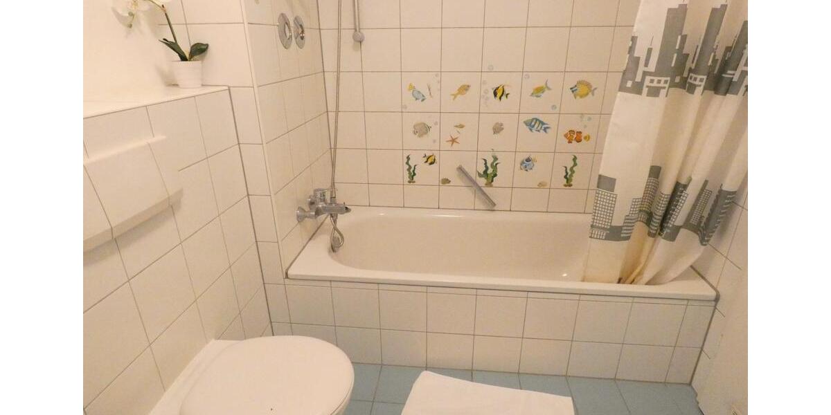 Wohnen auf Zeit Wackersdorf - 3 Zimmer, 69 m&sup2;, 68&euro; | Angebot:9920053