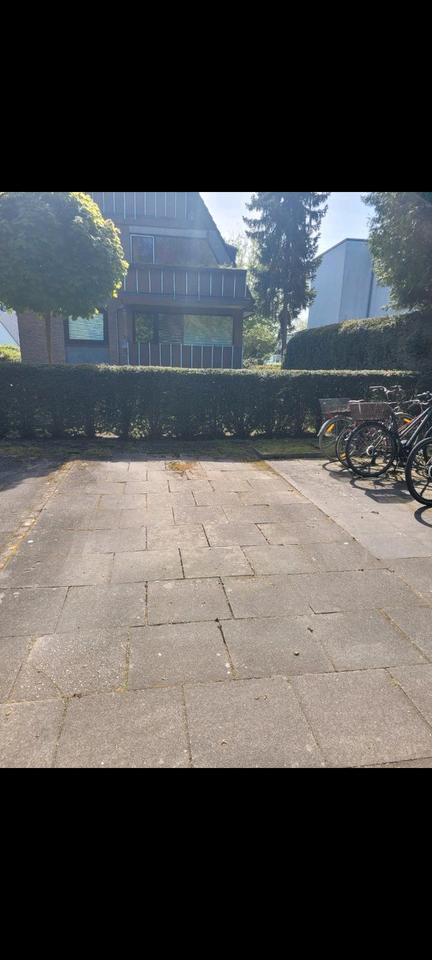 Außenstellplatz PKW Parkplatz Hamburg Niendorf Garstedter Weg