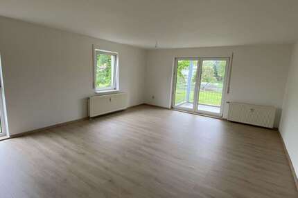 Wohnung Triestewitz Triestewitz - 3 Zimmer, 74 m&sup2;, 487&euro; | Angebot:25258768