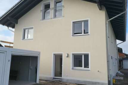 Haus Riedering - 5 Zimmer, 138 m&sup2;, 2.300&euro; | Angebot:24781120