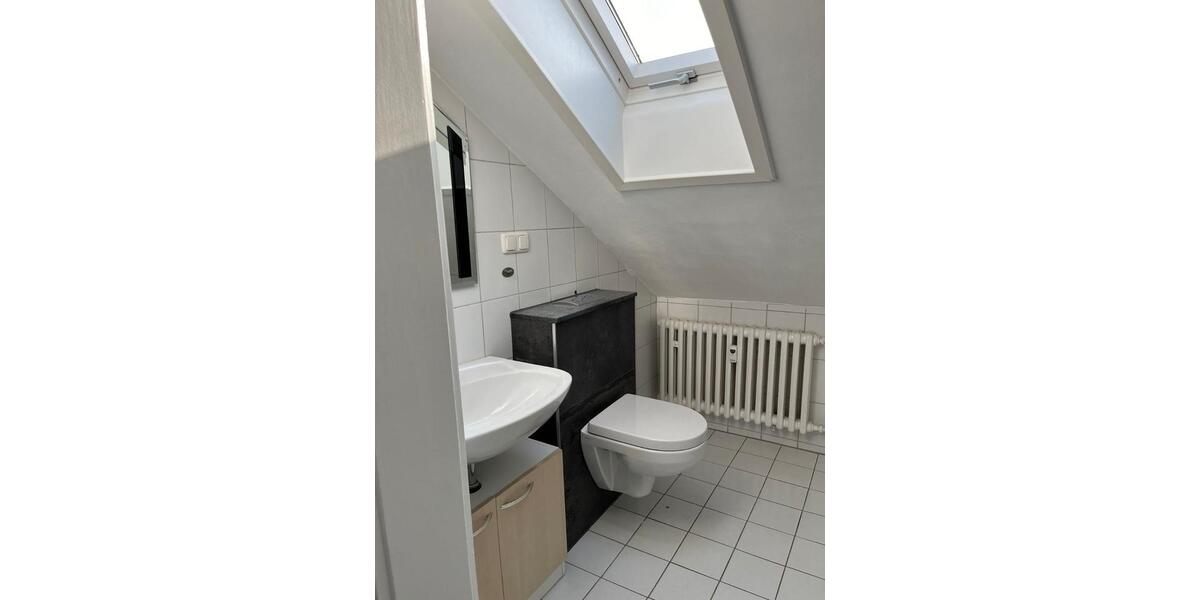 Dachgeschoßwohnung Zeil am Main - 2 Zimmer, 37 m&sup2;, 370&euro; | Angebot:25941794