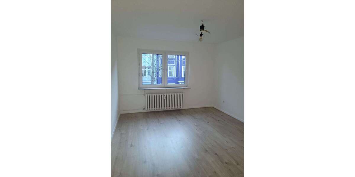 Etagenwohnung Duisburg Altstadt - 3 Zimmer, 64 m&sup2;, 600&euro; | Angebot:25986220