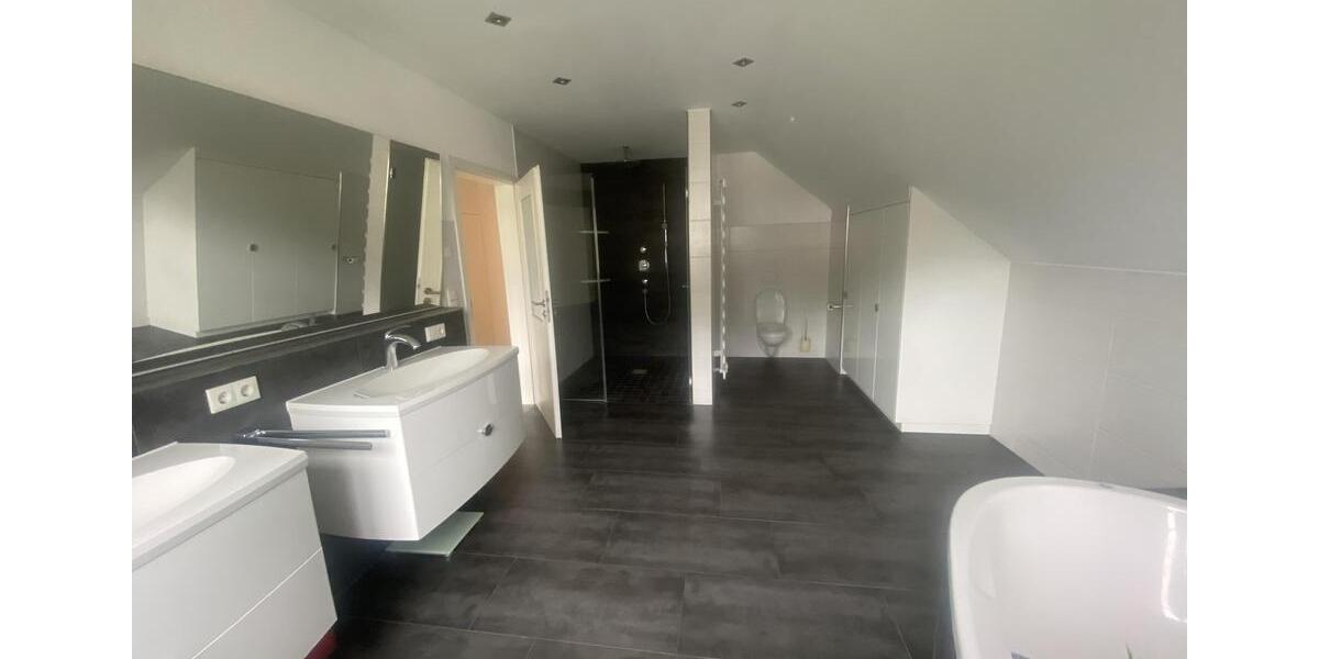 Maisonettenwohnung Weiler-Simmerberg Simmerberg - 4.5 Zimmer, 150 m&sup2;, 1.350&euro; | Angebot:26047081